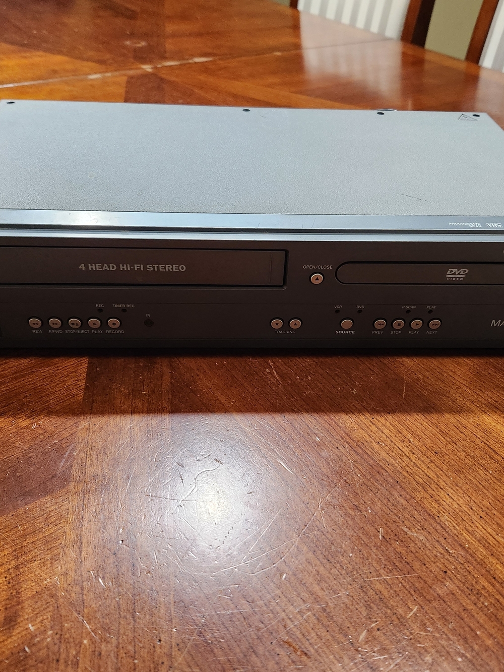 Magnavox VHS/DVD Combo
